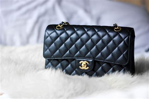 chanel classic flap medium price.